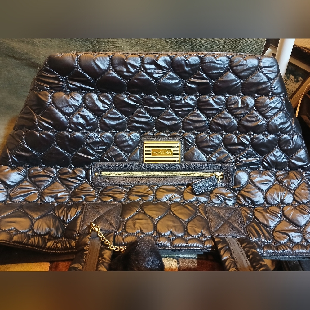 Betsey Johnson Black Quilted Women's Bag - Picture 6 of 8